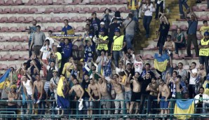 Doch die handvoll mitgereister Fans aus der Ukraine freuts - damit hat sich zumindest die Anreise gelohnt