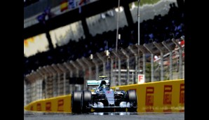 Mit Vettel als Puffer wurde Rosbergs Rennen zu einer spanischen Fiesta