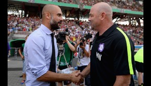Pep meets Michael: Vor dem Duell Nöttingen gegen Bayern begrüßt Guardiola seinen Kollegen Wittwer