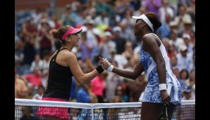 Im Duell der Generationen behielt Venus Williams klar die Oberhand. Gegen Belinda Bencic setzte sich die Altmeisterin glatt in zwei Sätzen durch