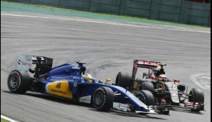 15.11.2015, Brasilien: Ein bisschen Feindkontakt zum Abschied: Der (vorerst) letzte Maldonado-Crash in der Formel 1 - mit Marcus Ericsson