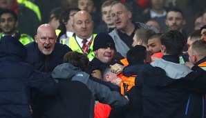 Beim Spiel zwischen Manchester United und dem FC Liverpool ist es zu hässlichen Szenen gekommen