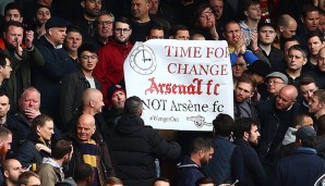 Wie es mittlerweile ja beinahe schon zum guten Ton der Arsenal-Fans gehört, übermitteln sie Arsene Wenger ihre Liebesbotschaften
