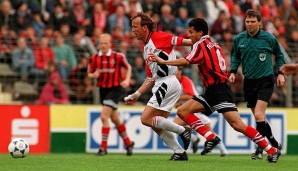 1996: Am 34. Spieltag ging es für Leverkusen und Kaiserslautern um alles. Die Klubs der Weltmeister Rudi Völler und Andreas Brehme (l.) kämpften um den Klassenerhalt, die Roten Teufeln benötigten unbedingt einen Sieg, um nicht abzusteigen