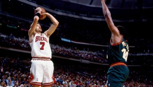 PLATZ 16: Toni Kukoc - 27 Dreier in 18 Spielen - Chicago Bulls
