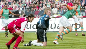 2002 wurde die Kirch Gruppe zerschlagen. Infront verkaufte die Rechte ab der Saison 2003/04 für 290 Mio. an Premiere, ARD, DSF, ZDF. Im Bild: Werder tütet in München den Titel ein