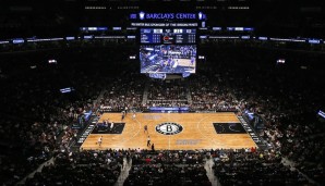 35 Jahre lang spielte das Team in New Jersey, bevor die Nets zur Saison 2012/13 ins Barclays Center nach Brooklyn umzogen. In der neu gebauten Arena finden 17.732 Zuschauer Platz