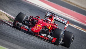 Nachdem Vettel und Gutierrez bereits im August für Ferrari testen durften, übt sich nun auch der Iceman auf den neuen Pirellis. Steht ihm, oder?