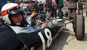 Platz 8, Jackie Stewart (27 Siege in 99 Rennen): Der "Sir" gehört mit drei Weltmeistertiteln zu den erfolgreichsten Formel-1-Piloten überhaupt. In der Sieger-Liste darf der sympathische Schotte damit natürlich nicht fehlen.