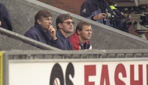 Am 1. Oktober 1996 trat Wenger seinen Dienst bei den Gunners an. Elf Tage später saß er in der Partie gegen die Blackburn Rovers erstmals in der Premier League auf der Bank.
