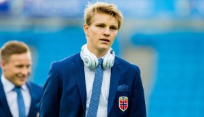 Martin Odegaard (FIFA-17-Gesamtwert: 70): Das Mega-Talent wartet zwar noch auf seinen Durchbruch, mit Dribblings (79) lässt er aber schon den ein oder anderen Gegenspieler im Regen stehen