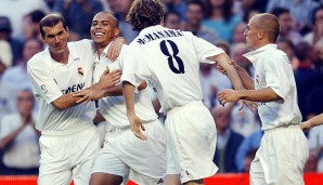 Mit weiteren Superstars wie Zinedine Zidane, Luis Figo und Roberto Carlos bildeten die Galaktischen sofort eine überragende Mannschaft, mit denen Ronaldo gleich im ersten Jahr spanischer Meister wurde