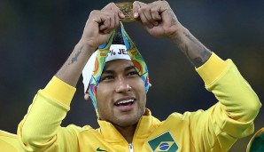 Platz 6, Neymar: Brasiliens Superstar darf in dieser Rangliste natürlich nicht fehlen! Im August sorgte er in seinem Heimatland für grenzenlosen Jubel, als er Brasilien zu Olympia-Gold schoss