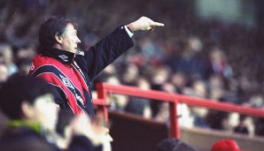 "Ich werde Liverpool von ihrem verdammten hohen Ross hauen." - Alex Ferguson bei seinem Amtsantritt 1986 über den damaligen Rekordmeister. Damit begannen 25 Jahre ManUnited
