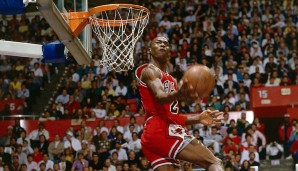 Er ist zurück. 1987 ist gegen Michael Jordan in Seattle kein Kraut gewachsen. Jerome Kersey hat das Nachsehen