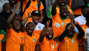 Im Testspiel zwischen Senegal und der Elfenbeinküste kam es am Montagabend in Paris zu erheblichen Ausschreitungen, die letztlich zum Spielabbruch führten. Dabei war die Stimmung der Fans vor Anpfiff noch bestens gewesen ...