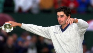 Platz 16: 1999 können die Golf-Fans ihren Augen kaum trauen. Van de Velde dominiert die British Open und führt vor dem letzten Loch mit drei (!) Schlägen. Doch ihm unterlaufen fatale Fehler und Paul Lawrie heimst den Titel ein. Besser als jedes Drehbuch!