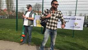 Sogar der eine oder andere Werder-Fan hat sich ins Dillinger Donaustadion verlaufen