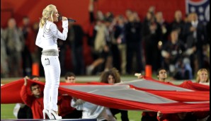 2010 - Zeit für Country, weiße Jeans und Carrie Underwood. In Miami bezwangen wenig später die Saints die favorisierten Colts