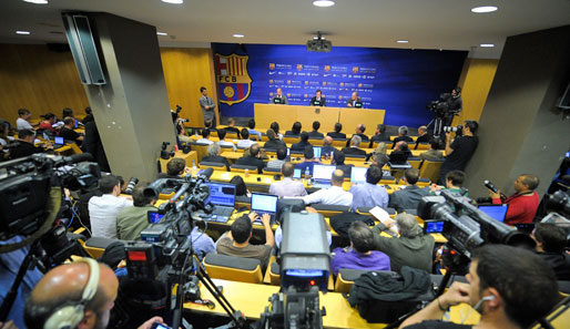Der FC Barcelona hatte zur Pressekonferenz geladen, um den Abschied von Erfolgs-Trainer Pep Guardiola zu verkünden. Klar, dass alle Medien anwesend waren