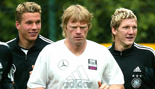 Kurz vor der EM 2004 in Portugal: Bastian Schweinsteiger debütiert an der Seite von Lukas Podolski in der DFB-Elf