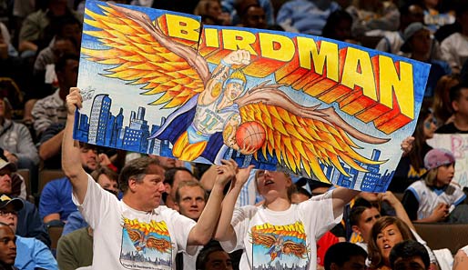 Im Pepsi Center in Denver ist der Birdman längst eine Attraktion. Die Fans lieben den Ersatzspieler,...
