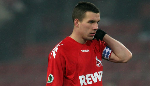 Während des Trainingslagers in Belek ernannte Trainer Frank Schaefer Lukas Podolski zum neuen Kapitän des 1. FC Köln. Der Nationalspieler löst Youssef Mohamad ab