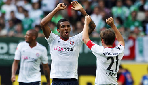 Der finale Akt blieb dann Luiz Gustavo (Mitte) überlassen: Er ließ die Bayern mit seinem Tor in der Nachspielzeit jubeln