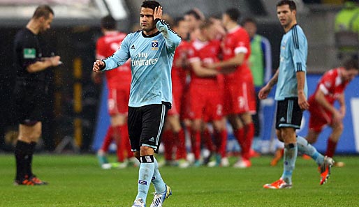 Schlechte Laune beim HSV: Kurz vor der Halbzeit erzielte Robbie Kruse die Führung für Düsseldorf