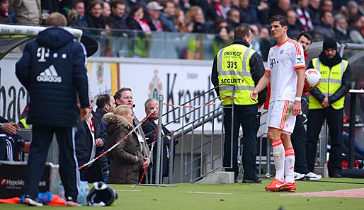 Mario Gomez erwischte einen gebrauchten Tag. Der Stürmer knickte bei einem Zweikampf um und musste verletzt ausgewechselt werden