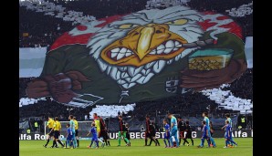 EINTRACHT FRANKFURT - 1. FC KÖLN 3:2: Schon vor dem Spiel wurde einiges geboten, die Fans der Eintracht lieferten eine beeindruckende Choreo