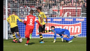 FREIBURG - DORTMUND 0:3: In einer klasse Anfangsphase ging die Borussia direkt durch Marco Reus in Führung