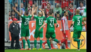...die dann auch so kommt! Die Augsburger dürfen sich über einen 1:0-Erfolg in München freuen. Damit ist Peps dritte Niederlage in Folge besiegelt