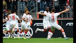 Der 1. FC Köln bejubelt Anthony Modestes Treffer zum ersten Derby-Heimsieg seit 2005
