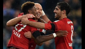 Die Bayern bejubeln den Führungstreffer von David Alaba