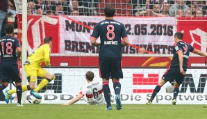 Bayern zieht an, zu schnell für Niedermaier - Resultat Eigentor