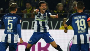 Torschütze Valentin Stocker - die Hertha bejubelt den Treffer zur 1:0-Führung