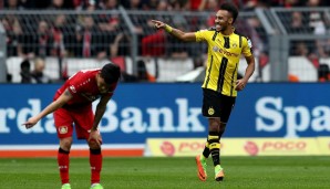Und der Torschütze zeigt, wo es für Dortmund hingehen soll. Charles Aranguiz scheint für seine Leverkusener eine andere Richtung zu avisieren