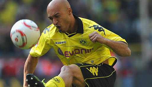 Abgänge: Ein tränenreicher Abschied für Dede - nach 13 Jahren und 322 Bundesligaspielen wurde sein Vertrag in Dortmund nicht mehr verlängert. Er wechselt zu Eskisehirspor