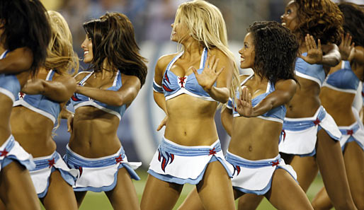 Die heißesten Cheerleader der NFL und NBA - Zum Beispiel die der Tennessee Titans