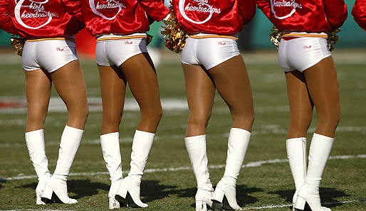 Die heißesten Cheerleader der NFL und NBA - Die Squaws der Kansas City Chiefs
