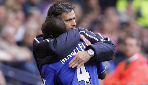 Richtig glücklich wird Makelele aber erst bei Chelsea. Coach Jose Mourinho kürt ihn 04/05 zu Chelseas "Player of the year"