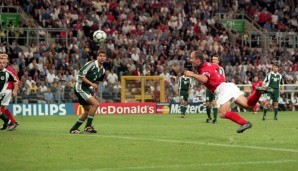 EM 2000 in Belgien und den Niederlanden: Deutschland unter Trainer Erich Ribbeck verliert gegen England 0:1 und scheitert schon in der Vorrunde