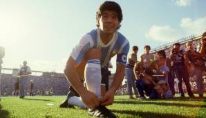 Diego Armando Maradona Franco ist am 25. November 2020 im Alter von 60 Jahren verstorben. SPOX blickt auf die argentinische Fußballlegende zurück. Ein Leben vollgepackt mit Triumphen und Skandalen.