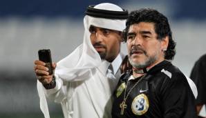 Nach diesem Engagement zog es Maradona im Mai 2011 zu Al-Wasl in die Vereinigten Arabischen Emirate. Dort blieb er bis zu seiner Entlassung 14 Monate im Amt.