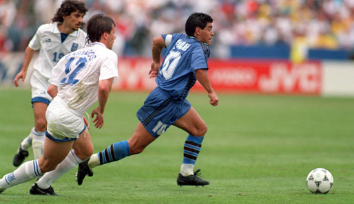 1994 konnte er sich sogar wieder in den Kader der Argentinier für die WM in den USA spielen