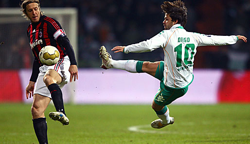 2007 wurde er hinter Mario Gomez als zweitbester Spieler der Bundesliga ausgezeichnet und erzielte mit seinem Treffer aus mehr als 68m gegen Aachen sogar das Tor des Jahres