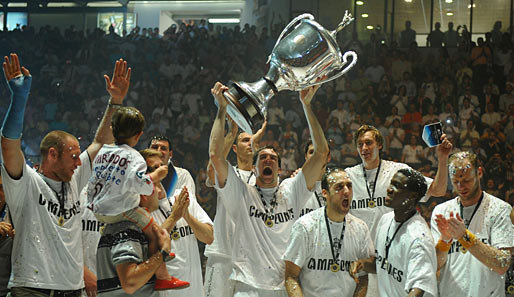 Ciudad Real heißt der alte und neue Gewinner der EHF-Champions-League. Mit 33:27 (13:14) besiegten sie den THW Kiel