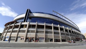 Das von außen eher futuristisch anmutende Vicente-Calderon-Stadion hat ein Fassungsvermögen von 54.851 Zuschauern