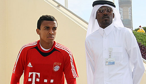 Luiz Gustavo ist da! Der Zugang aus Hoffenheim trainiert mit dem FC Bayern in Doha. So sieht er also in Bayern-Rot aus